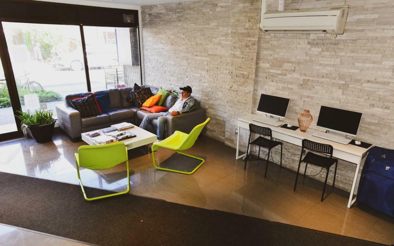Kensington College Backpackers Hostel Toronto Bagian luar foto