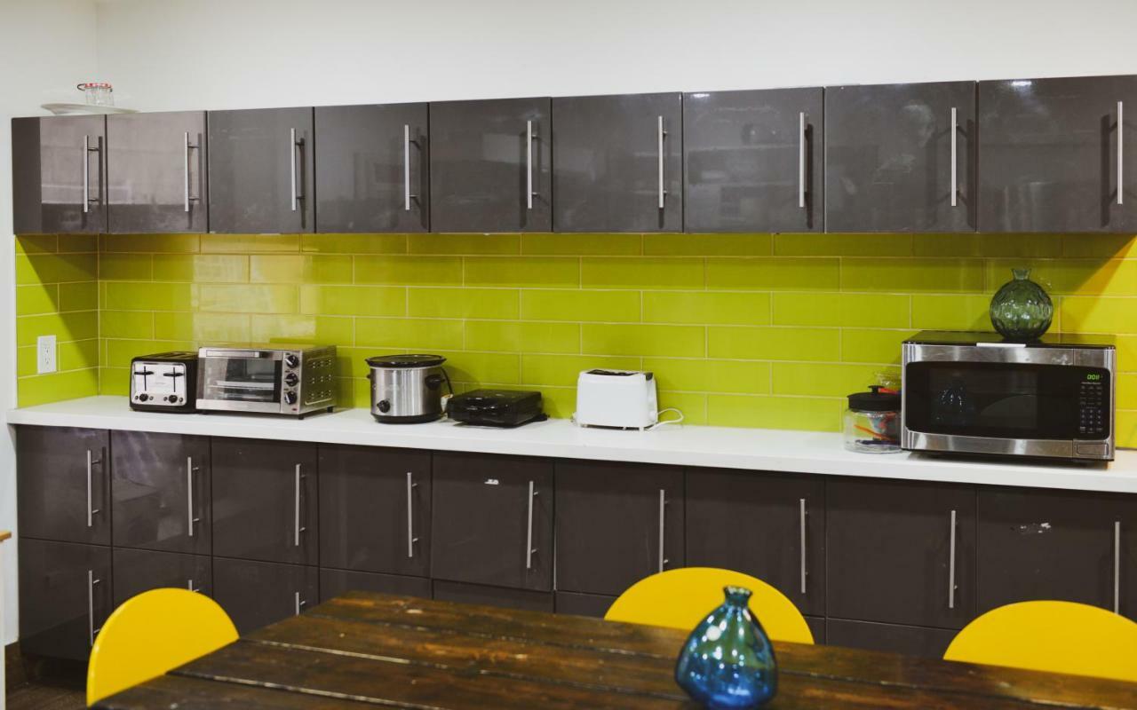 Kensington College Backpackers Hostel Toronto Bagian luar foto