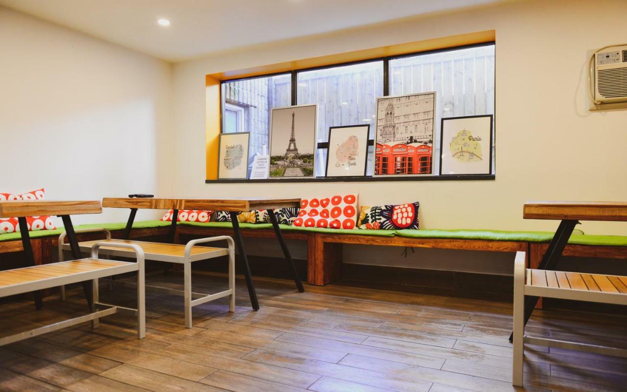 Kensington College Backpackers Hostel Toronto Bagian luar foto